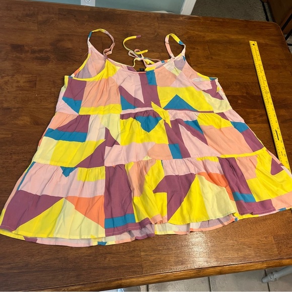 Torrid Colorful Geometric tank top yellow pink size 1 or XL/XXL - Picture 6 of 6